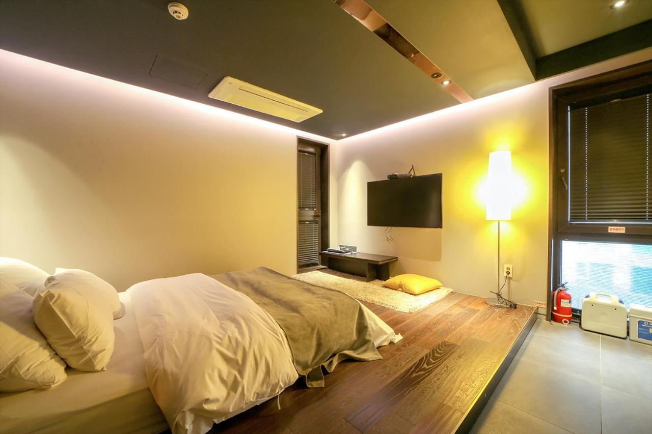 Js Boutique Hotel Hwaseong Экстерьер фото