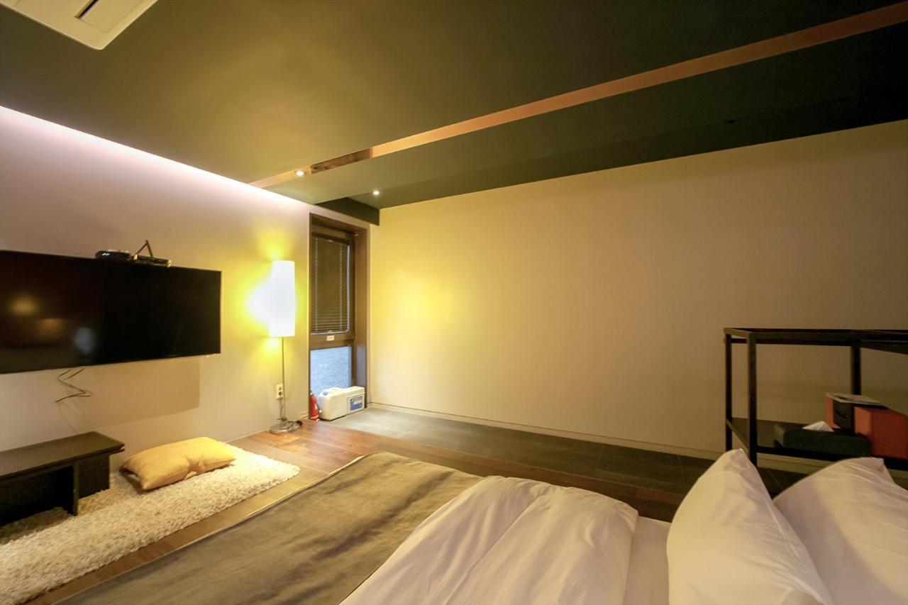 Js Boutique Hotel Hwaseong Экстерьер фото